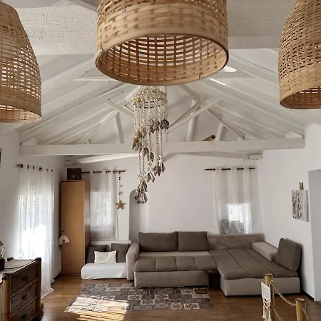 New Blue Pearl Vakantiehuis